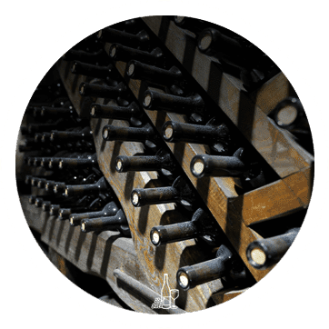 round wine bg